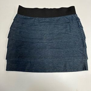 Express mini skirt.